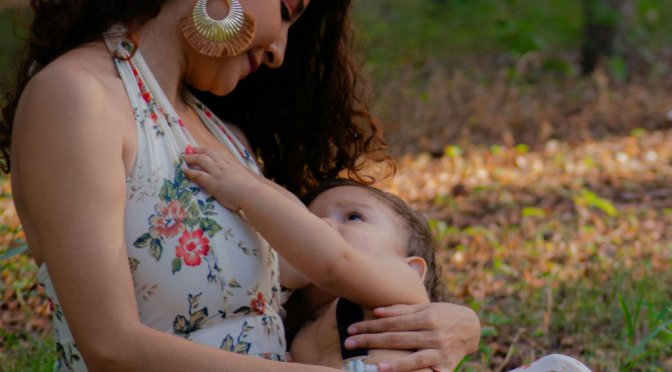 Allaitement prolongé : ses bénéfices santé pour la mère et l'enfant